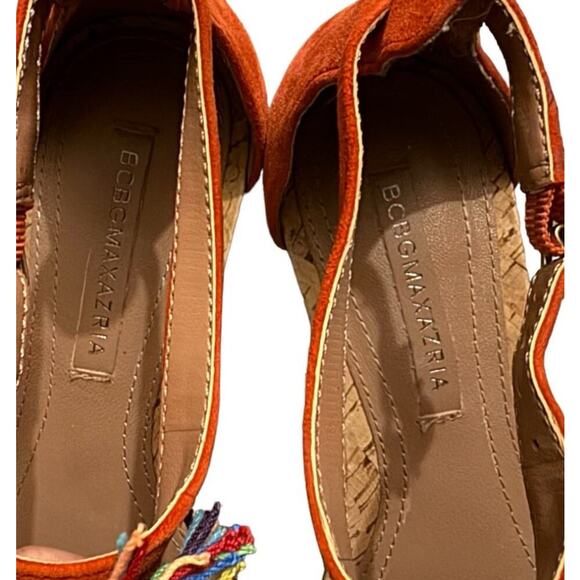 Vacation Bundle | Tahari Floral Blazer + BCBG Pom-Pom Sandals (Size 2 & 36.5) - Picture 12 of 13